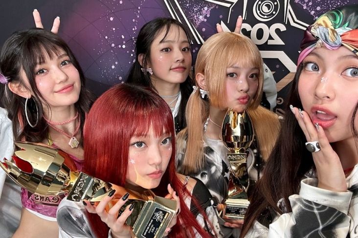 Jeans Baru Keluar dari ADOR dan HYBE, Menghadapi Sanksi Denda Fantastis Rp7 Triliun!