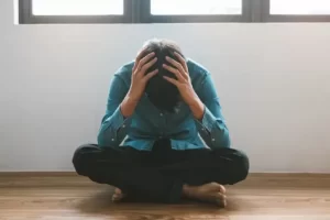 Kisah Self-Harm: Ketika Kesehatan Mental Menyebabkan Seseorang Menyakiti Diri Sendiri