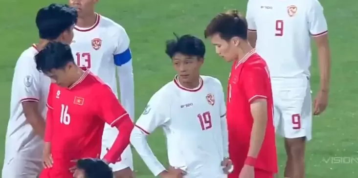 Pertandingan Sengit Timnas Indonesia dan Vietnam di Babak Pertama Piala AFF 2024 Berakhir Imbang