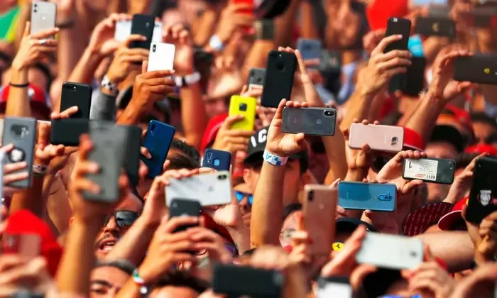 "Kualitas Sinyal Seluler Tetap Optimal dan Stabil Selama Lebaran 2025 Berkat Komdigi"