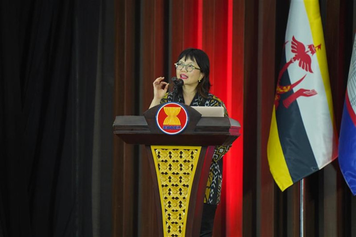 Menggali Literasi AI di Indonesia: Menyongsong Tantangan dan Peluang di Era Digital