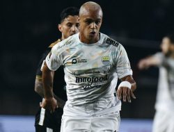 Dua Nama Terkejut Minta Bojan Hodak Tinggalkan Persib Bandung Usai Kalah dari Lion City Sailors?