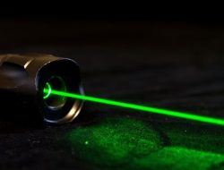 Jepang Kembangkan Laser 100 kW untuk Tumbangkan Drone dan Mortir