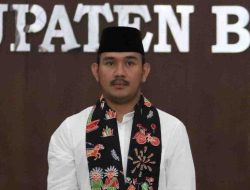 Ade Kuswara, Bupati Bekasi, Tertangkap OTT KPK Bersama Ayahnya Meski Punya Harta Banyak