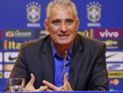 Herdman Jadi Pelatih Timnas Indonesia dengan Gaji Terjangkau