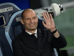 Modric Bahagia di AC Milan, Allegri Latih Pemain Baru Rossoneri