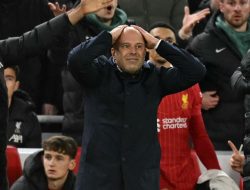 Liverpool kalah dari tim promosi, Arne catat rekor memalukan