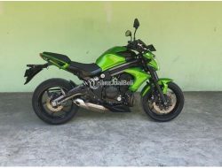 Kawasaki ER-6n, Motor Trail 650cc Bertenaga Mulai Rp80 Juta, Siap Tampil Gahar!