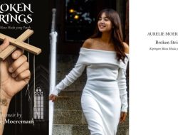 Lebih dari Bestseller, Aurelie Beri Buku Broken Strings Gratis