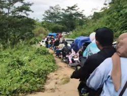 Danau Paranggombong Dipadati Wisatawan, Kemacetan Tak Terhindarkan