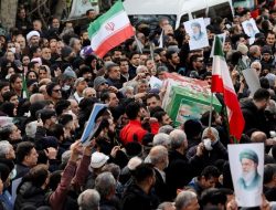 Ketika Rakyat Iran Menghadapi Kekalahan