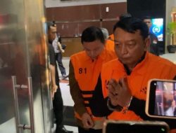 Ketua PN Depok Ditangkap KPK, Bungkam dan Gelengkan Kepala