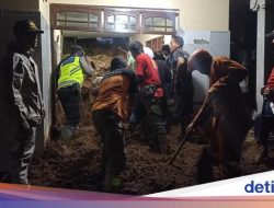 Berita Terkini – Longsor Tewaskan Lansia di Sindangkasih, Rudiana Selamatkan Anaknya