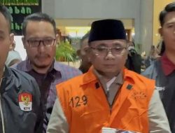 Tersangka Korupsi Haji, Gus Yaqut Rayakan Lebaran di Rumah dengan Rasa Syukur