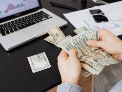 5 Cara Efisien Mengelola Gaji Rp5 Juta untuk Menabung dan Berinvestasi