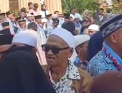 Ratusan Warga Bangkalan Berangkat Umroh Sebelum Perang, Kemenhaj Tanggapi Kondisi Tidak Pasti