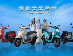 Tampil Beda, Berwibawa! Honda Scoopy 2026 Warna Hitam Siap Menemani Petualanganmu!