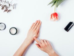 Perbedaan Whitening, Brightening, dan Lightening