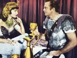 6 Film Cleopatra Paling Ikonik, Ratu Mesir yang Memikat