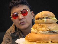 Burger Aldi Viral, Pembeli Diduga Dicurahi Air oleh Tetangga, Warga Terganggu?