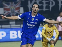 Dewa United vs Persib Bandung: Wasit Galak, Kartu Pengadil Ringan, Memori Bojan Hodak Cs